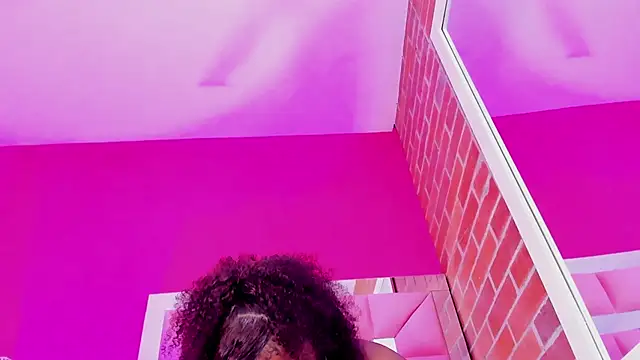 Malu hot69  online show from April 16, 2026, 2:07 pm