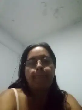 PienCanela online show from June 3, 2026, 2:12 am