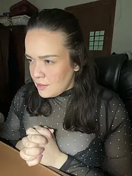 dayanestephany1 online show from May 11, 2026, 2:24 am