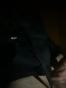 giannis08 online show from April 17, 2026, 5:16 pm