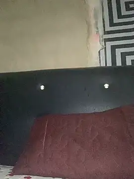 bobkingbige online show from April 14, 2026, 12:48 am