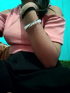 Liviya  225   online show from April 15, 2026, 6:52 am