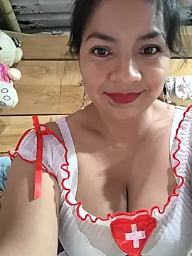 Snapshot of Tamaraxxx_hot chatting on June 21, 2026, 12:05 am Tamaraxxx hot online show from June 21, 2026, 12:05 am