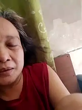 jeanyummytits online show from May 31, 2026, 2:39 am