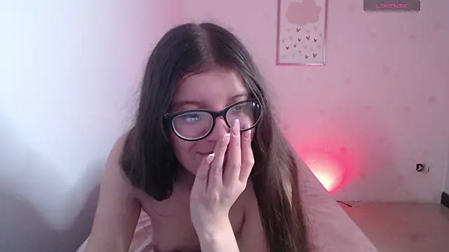 Kailee ch online show from June 3, 2026, 2:33 pm