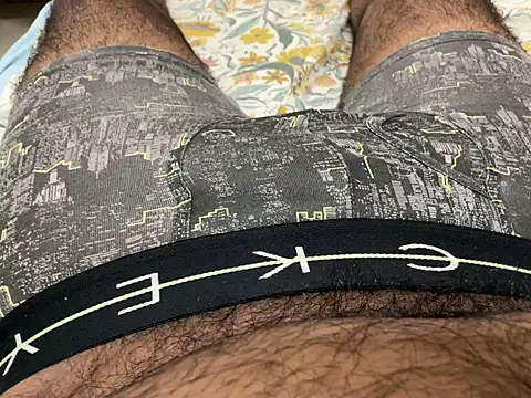 smalldick1202 online show from April 16, 2026, 7:20 am