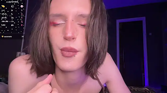 Snapshot of Niky_Long chatting on July 3, 2026, 11:50 am Niky Long online show from July 3, 2026, 11:50 am
