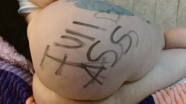 Snapshot of Melanie_Slut_nassty chatting on May 11, 2026, 9:34 pm Melanie Slut nassty online show from May 11, 2026, 9:34 pm