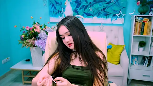 AmiMeow  online show from April 29, 2026, 8:18 am