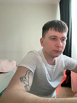 Snapshot of submarine_ chatting on April 14, 2026, 12:43 pm submarine online show from April 14, 2026, 12:43 pm
