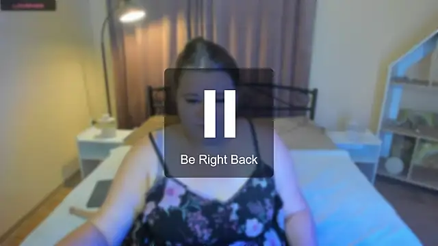 Snapshot of Bella_Blvck chatting on July 17, 2026, 5:15 am Bella Blvck online show from July 17, 2026, 5:15 am