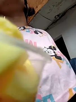 JohanitaRex2 online show from April 13, 2026, 7:18 pm