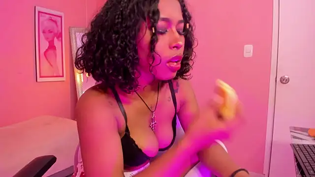 Snapshot of Ruby_sam chatting on May 18, 2026, 1:16 pm Ruby sam online show from May 18, 2026, 1:16 pm