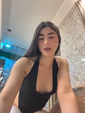 evelyn hills online show from April 18, 2026, 1:57 pm