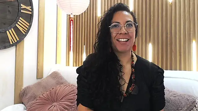 Velvet Curly online show from June 22, 2026, 12:24 pm