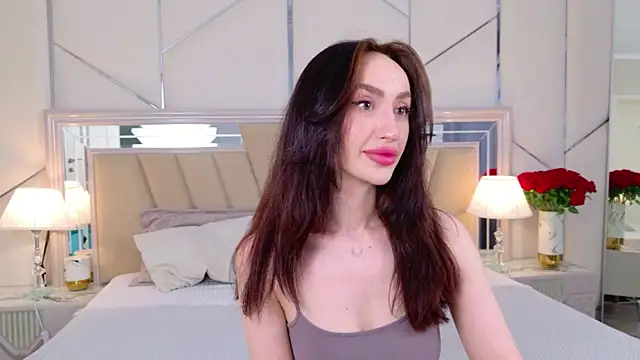 Snapshot of JayneMiler chatting on June 21, 2026, 5:52 pm JayneMiler online show from June 21, 2026, 5:52 pm
