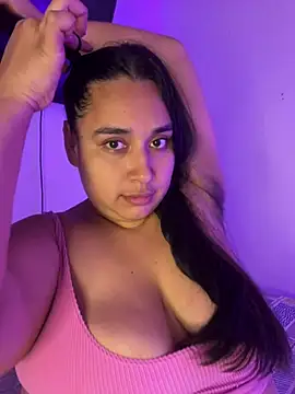 Snapshot of Cotton_angel chatting on June 21, 2026, 3:23 am Cotton angel online show from June 21, 2026, 3:23 am