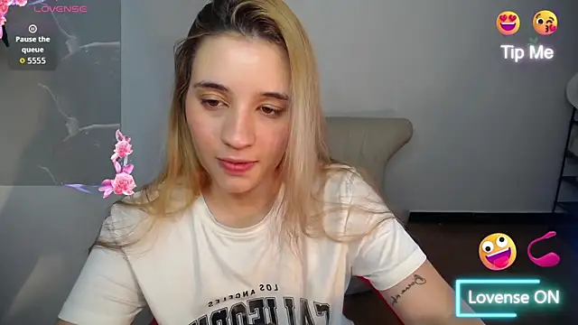 Snapshot of Ambar_lynn01 chatting on June 21, 2026, 8:14 pm Ambar lynn01 online show from June 21, 2026, 8:14 pm