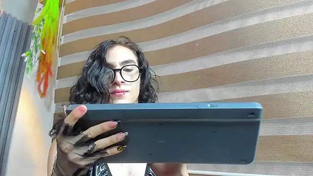 Shammy rosse online show from June 19, 2026, 7:41 pm