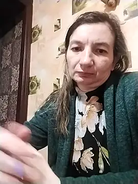 LusiaOpti22 online show from April 14, 2026, 5:07 pm