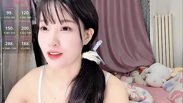 Snapshot of Celestia-KOKO chatting on May 3, 2026, 4:21 pm Celestia-KOKO online show from May 3, 2026, 4:21 pm