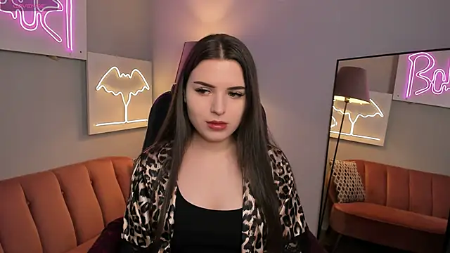 AliceLiador  online show from April 26, 2026, 2:36 pm