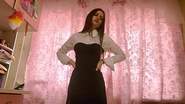 MargueritaTina online show from April 21, 2026, 8:43 am