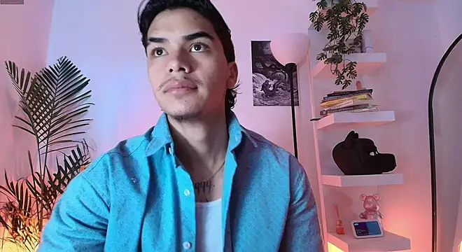 andyypalmer  online show from June 20, 2026, 11:37 am