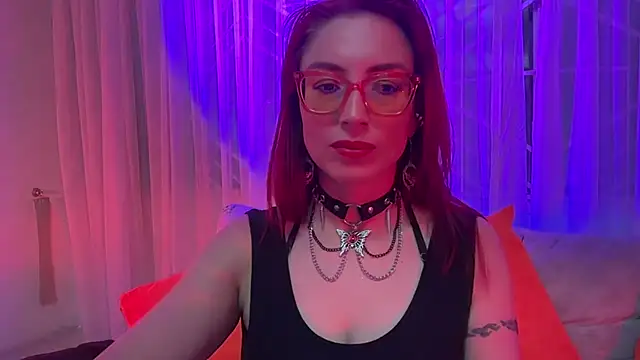 Queenscarlettsecret online show from July 11, 2026, 1:33 pm