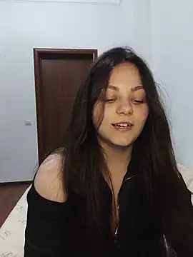Snapshot of _Mikky_lil_ chatting on June 16, 2026, 8:20 pm Mikky lil online show from June 16, 2026, 8:20 pm