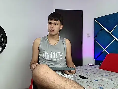 EdwinBoys online show from May 11, 2026, 12:50 pm