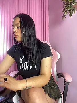 DammCherry online show from April 17, 2026, 1:25 pm