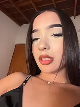  mia ferrer online show from June 29, 2026, 12:17 am