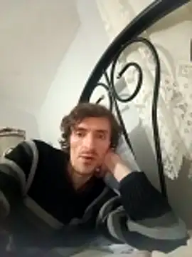 ince292929 online show from April 19, 2026, 8:55 pm