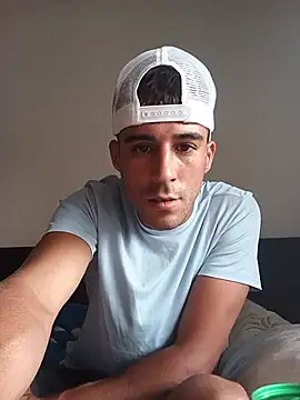 LarbiiXXX online show from July 25, 2026, 6:36 pm