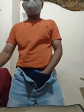 hot boy995 online show from June 17, 2026, 4:39 pm