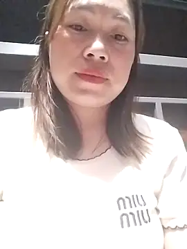 Cong2211 online show from April 16, 2026, 1:12 pm