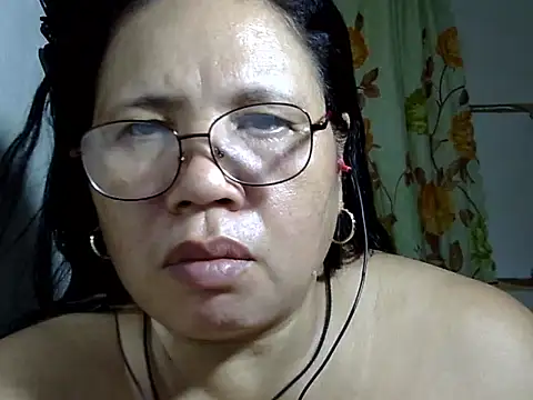 HottyCurlyPeanut online show from May 27, 2026, 5:59 am