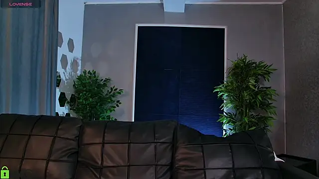 SinfulTina online show from April 19, 2026, 3:51 am