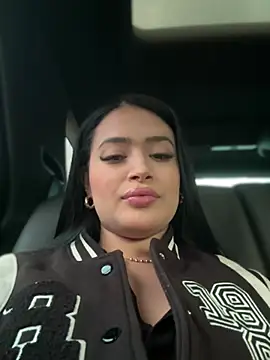 Sara fun online show from March 14, 2025, 5:35 pm