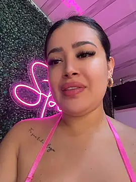 Sara fun online show from July 4, 2026, 3:49 pm