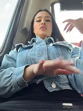 Sara fun online show from July 31, 2026, 7:00 pm