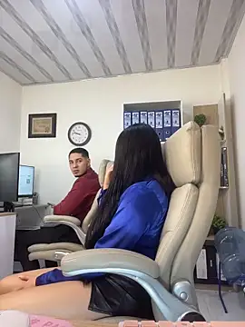 Snapshot of Sara_fun chatting on September 30, 2025, 9:32 pm Sara fun online show from September 30, 2025, 9:32 pm