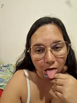 Snapshot of Sophie_Secret7 chatting on April 30, 2026, 12:17 am Sophie Secret7 online show from April 30, 2026, 12:17 am