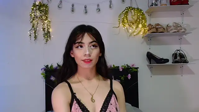 Sussan Oconell online show from May 13, 2026, 1:07 pm