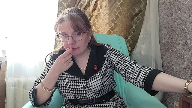 Miss SandraX online show from May 12, 2026, 3:18 pm