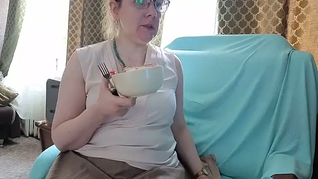 Miss SandraX online show from May 26, 2026, 3:43 pm