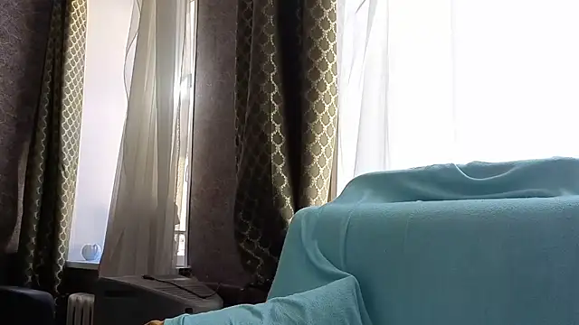 Miss SandraX online show from June 20, 2026, 12:32 pm