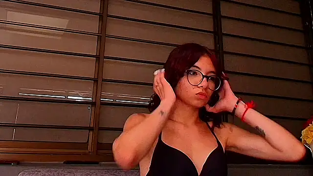 Emma angel 04 online show from June 18, 2026, 1:27 pm
