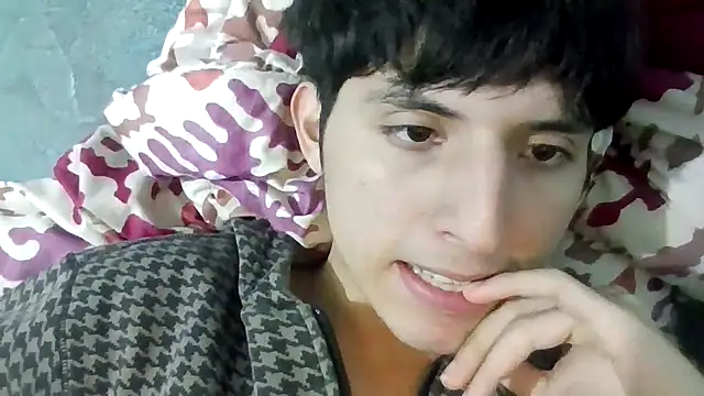 Userknowarg online show from June 3, 2026, 2:01 am